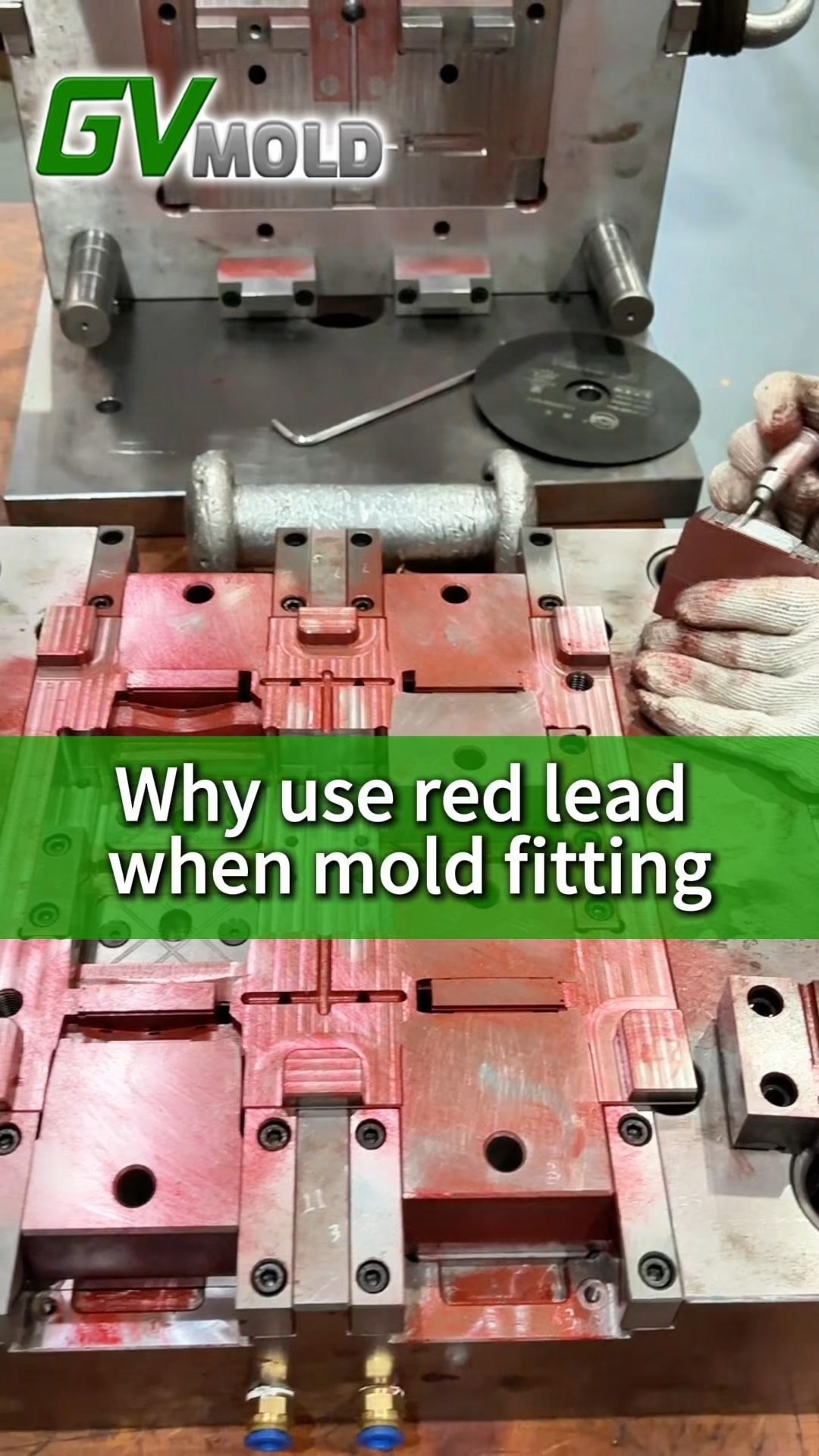 Why use red lead when mold fitting